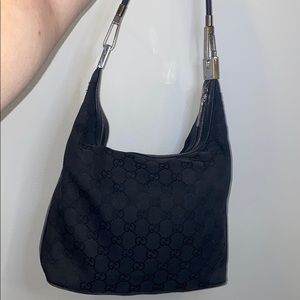 AUTHENTIC VINTAGE GUCCI HOBO BAG IN BLACK CANVAS